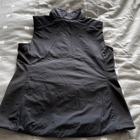 Arc'teryx Women's Black Vest - Picture 5 of 7